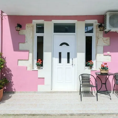 Diogenis Euphoria Vakantiehuis
